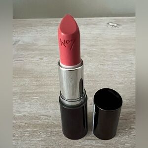 New: No7  Boots Lipstick Moisture Drench Pink Hint #490